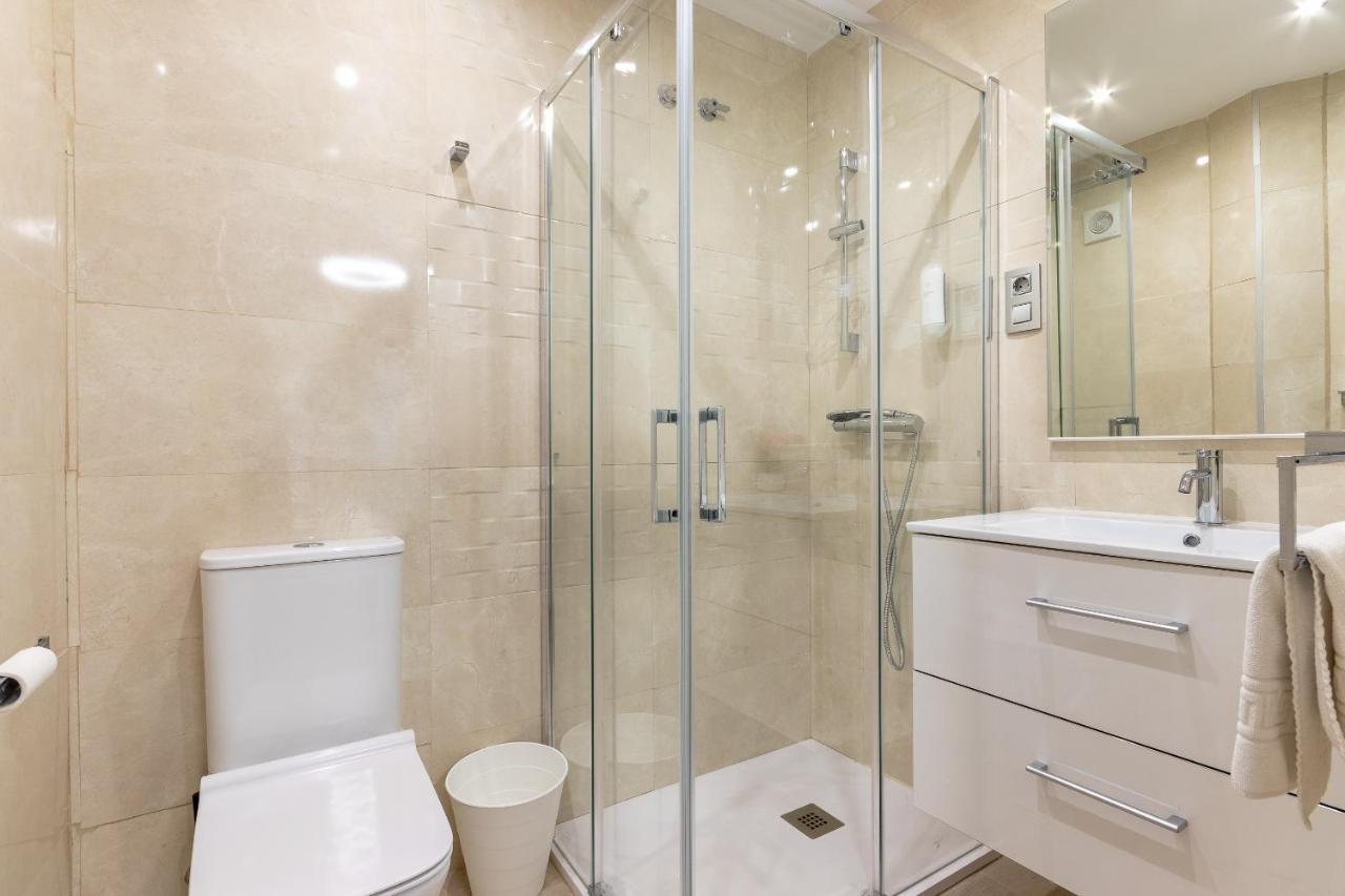 Cruces Metro Rooms Barakaldo Buitenkant foto
