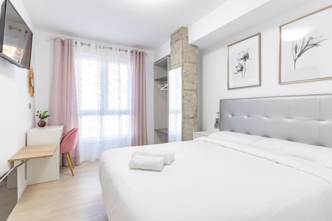 Cruces Metro Rooms Barakaldo Buitenkant foto