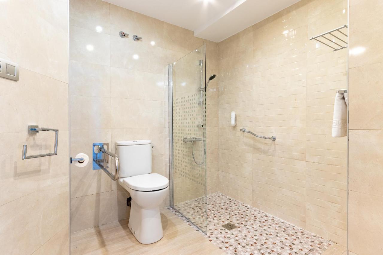 Cruces Metro Rooms Barakaldo Buitenkant foto